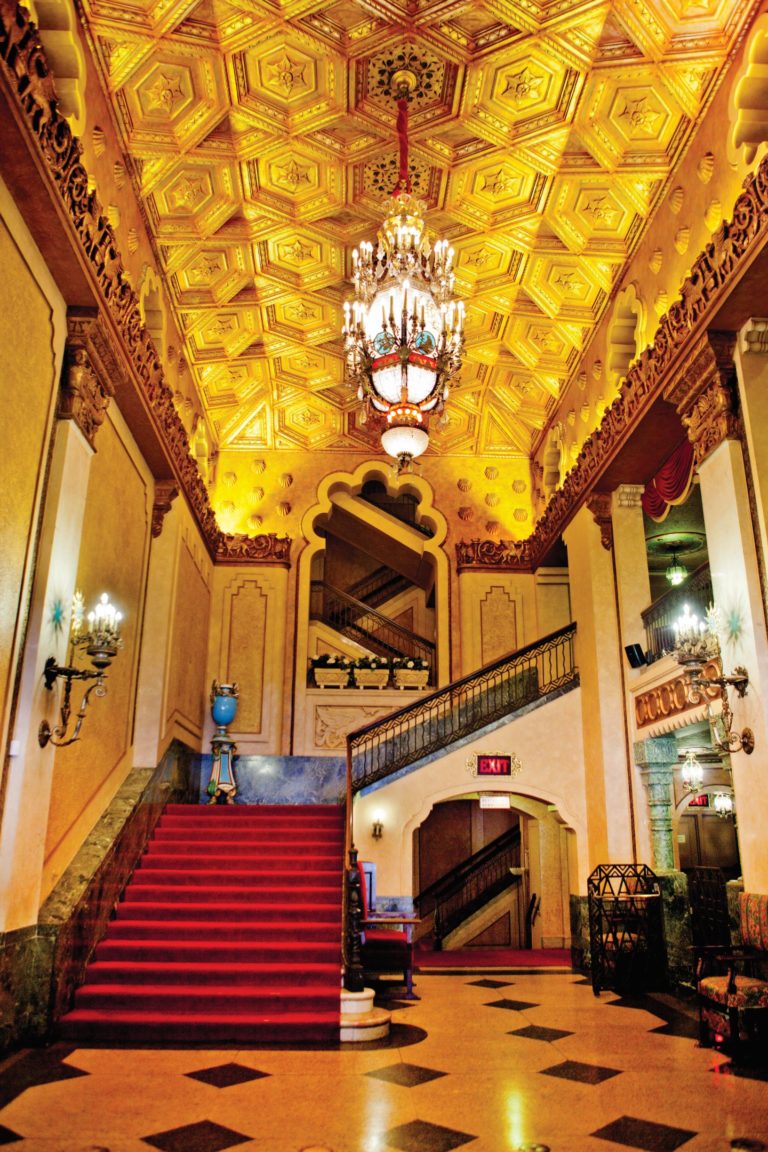 Screening Classics The Alabama Theatre See Classic Films